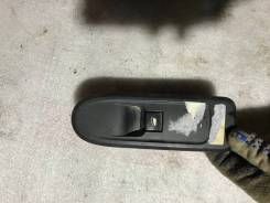 Кнопка стеклоподъемника. Peugeot 308, 4B, 4E Двигатели: 9HZ, DV6CTED4, DW10BTED4, DW10DTED4, EP3C, EP6, EP6C, EP6CDT, EP6DT