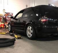 Оригинальные Volkswagen диски R16 5x100 с резиной. 6.5x16" 5x100.00 ET42 ЦО 57,1 мм.