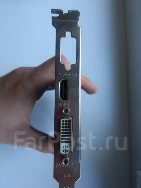 GeForce GT 520 ����