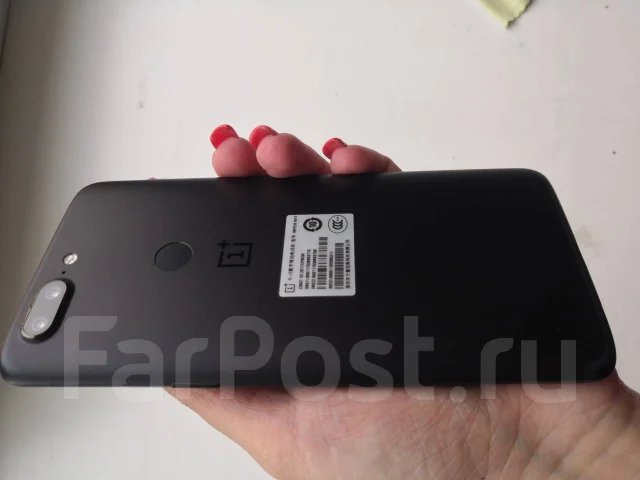 OnePlus 5T. �/�, ������, 3G, 4G LTE, Dual-SIM, NFC ����