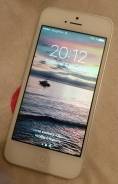 Apple iPhone 5. Б/у, 16 Гб, Серебристый, 3G