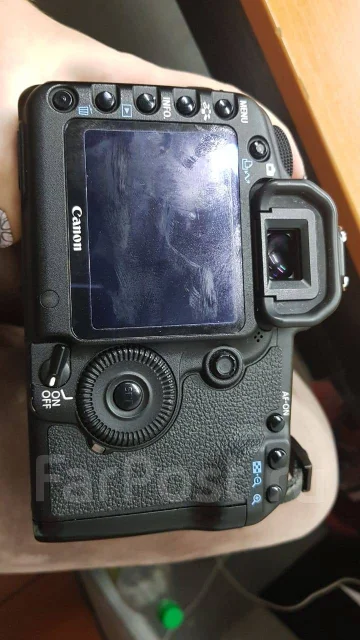 Canon EOS 5D Mark II ����