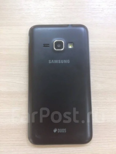 Samsung Galaxy J1. �/�, ������, 3G, 4G LTE ����