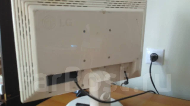 LG. 22" ����