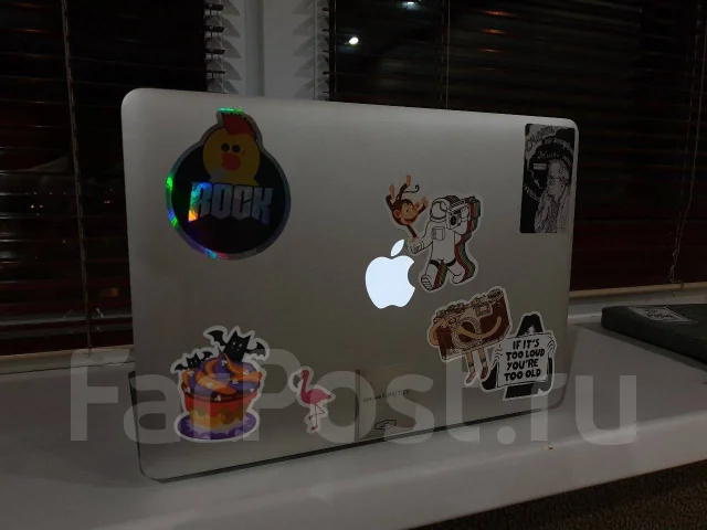 Apple MacBook Air 13 2015 Early MJVE2. 13.3", 1,6����, ��� 8 ��, ���� 128���, WiFi: 1, Bluetooth: 1, ����������� �� 7��. ����