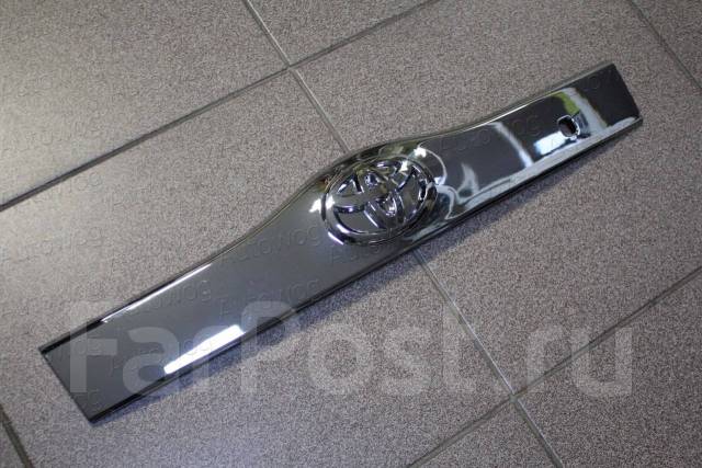 Накладка на заднюю дверь, на эмблему, Prius 20, хромированная купить во ...