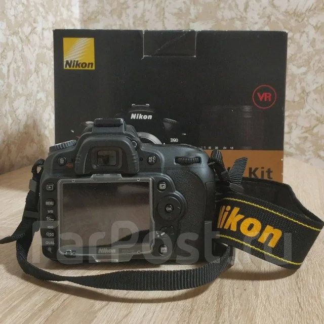 Nikon D90 Kit ����