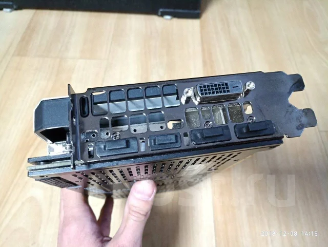 GeForce GTX 1070 Ti ����
