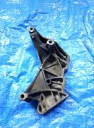 Кронштейн опоры двигателя. Volkswagen: Passat, Eos, Jetta, Scirocco, Sharan, Tiguan, Passat CC, Touran, Golf, Arteon, Beetle Seat: Altea, Leon, Ateca...