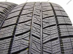 Luccini Buono Tormenta X, 215/65 R16 во Владивостоке Luccini Buono Tormenta X. Зимние, без шипов, 2013 год, 20 %