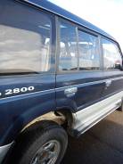 Стекло боковое. Mitsubishi Pajero, V46V, V46W, V46WG Двигатели: 4M40, 4M40T