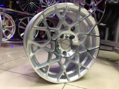 Rotiform. 8.0x17", 5x114.30, ET35, ЦО 73,1 мм.