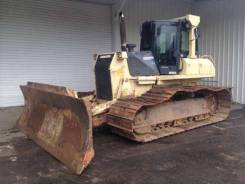 Komatsu D65EX-16. Бульдозер