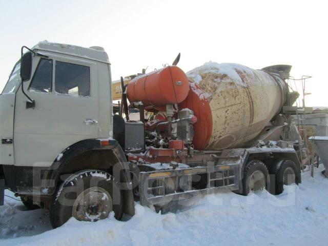 Четырехосный камаз миксер