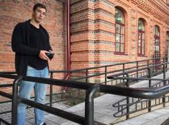 Водитель-курьер. Высшее образование, опыт работы 2 месяца