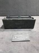 Бардачок. Mercedes-Benz E-Class, S210, W210 Двигатели: M104, M111E20, M111E23, M112E24, M112E26, M112E28, M112E32, M113E43, M113E55, M119, M111E20EVOM...
