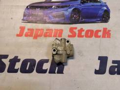Регулятор давления тормозов. Honda Accord, CF3, CF4, CF5 Honda CR-V, RD1, RD2 Honda Torneo, CF3, CF4, CF5 Honda Civic, EK9 Двигатели: F18B, F20B, F20B...