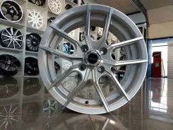 X-Race AF-13. 6.0x6", 4x98, ET35, �� 58,6���. ����