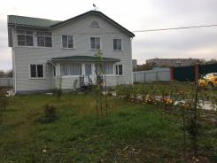 Продам коттедж в центре п. Березовка. Улица Дальневосточная 10, р-н Краснофлотский, площадь дома 201 кв. м., централизованный водопровод, электричеств...