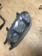 Фара. Toyota Avensis, AT220, AZT220, CDT220, CT220, ST220, ZZT220