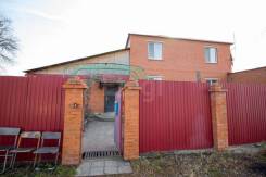 Продам прекрасный 2-х этажный кирпичный коттедж в Имени Лазо районе Продам прекрасный 2-х этажный кирпичный коттедж. Садовый переулок, р-н Хабаровский край, площадь дома 250,0 кв. м., водопровод, скважина, электричеств...