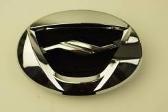 Эмблема решетки (или предней панели) Toyota Corolla Axio