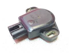 Датчик положения дроссельной заслонки. Honda Edix, BE1 Honda Stream, RN1 Honda Civic, EU4, EU3, EU1, EU2 Honda Civic Ferio, ES2, ET2, ES1, ES3 Двигате...