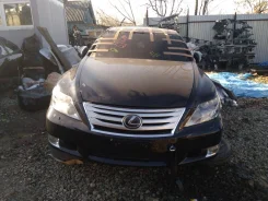 Lexus LS600h ����