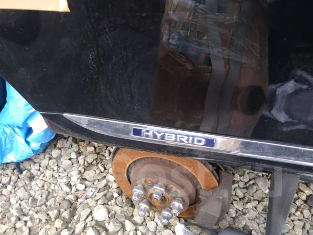 Lexus LS600h ����