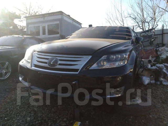 Lexus LS600h ����
