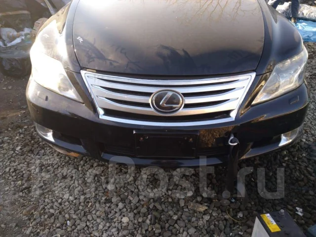Lexus LS600h ����