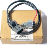 Датчик включения 4wd. Mitsubishi Toppo BJ Wide, H42A Mitsubishi Toppo BJ, H42A Mitsubishi Pajero, V63W, V64W, V65W, V66W, V67W, V68W, V73W, V74W, V75W...