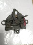 Замок капота. Toyota: Yaris, Echo Verso, Echo, Yaris Verso, Funcargo, bB Двигатели: 1NDTV, 1NZFE, 2NZFE