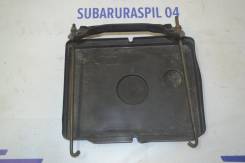 Крепление аккумулятора. Subaru Alcyone, CXD, CXW Subaru Forester, SF5, SF9, SG5, SG9, SG9L Subaru Legacy, BC2, BC3, BC4, BC5, BCA, BCK, BCL, BCM, BD2...