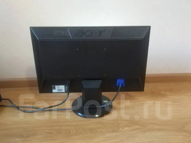 Acer. 19" ����