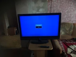Rolsen. LCD (��)