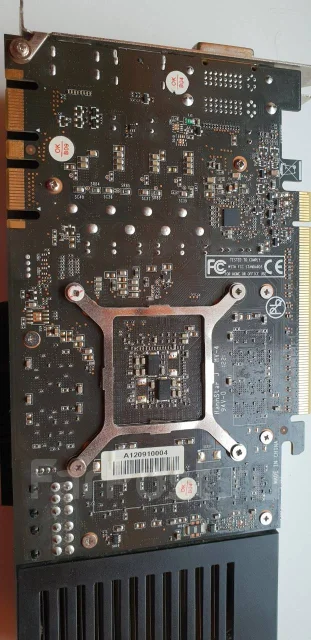 GeForce GTX 670 ����