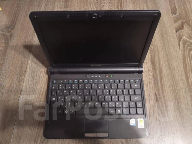 Lenovo IdeaPad S10. 10.2", 1 600����, ��� 1024 ��, ���� 130���, WiFi: 1, Bluetooth: 1, ����������� �� 3��. ����