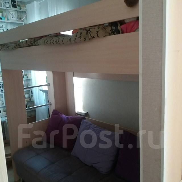Кровать двухъярусная, б/у, в наличии. Цена: 5 000₽ во Владивостоке