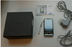 Samsung WiTu SGH-i900. �/� ����