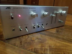 JVC ����