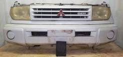 Передняя часть автомобиля. Mitsubishi Pajero iO, H61W, H66W, H71W, H76W