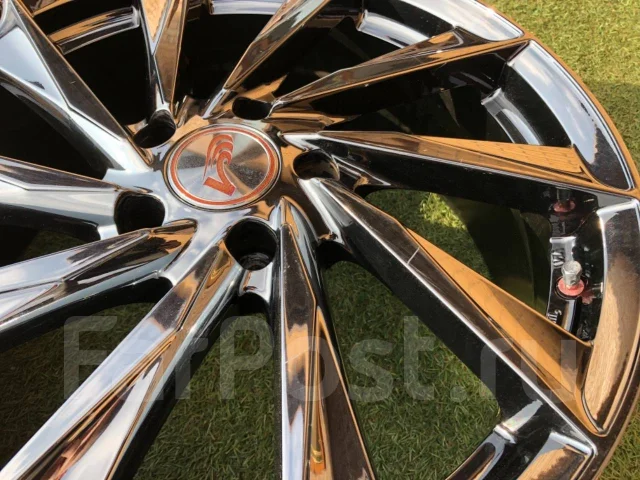 RAYS Versus Timone. 7.0x18", 5x114.3, ET44, �� 73���. ����