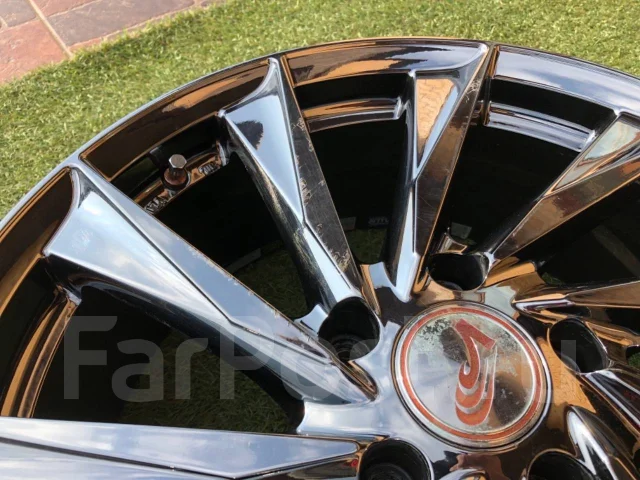 RAYS Versus Timone. 7.0x18", 5x114.3, ET44, �� 73���. ����