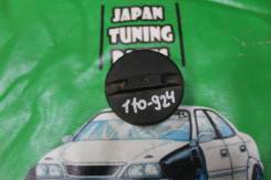 Крышка топливного бака. Toyota: Windom, Corona, Platz, Lite Ace, Aristo, Ipsum, Corolla, Altezza, Tercel, MR-S, Raum, Sprinter, Vista, Mark II Wagon B...