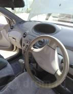 Toyota Platz. Без водителя