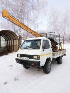 Mitsubishi. Сваебойная установка (копер) на базе Delica, 2 500 куб. см.