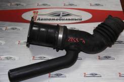 Патрубок воздухозаборника. Subaru Forester, SG5 Subaru Legacy, BE5, BH5 Subaru Impreza, GD2, GD3, GG2, GG3 Двигатели: EJ202, EJ152