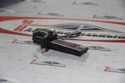 Датчик расхода воздуха. Infiniti: QX56, M45, Q40, QX50, Q45, M56, Q50, FX35, FX37, EX25, M25, QX70, G25, Q60, FX45, EX35, EX37, FX30d, G35, M37, FX50...