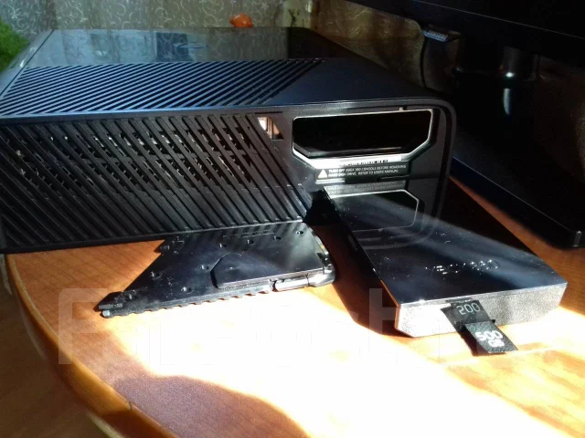 Microsoft Xbox 360 Elite ����